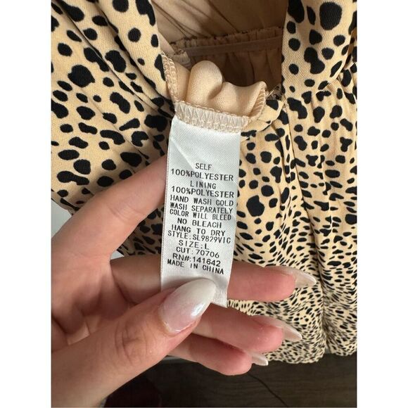 She and Sky Leopard Print Romper L - Picture 10 of 10